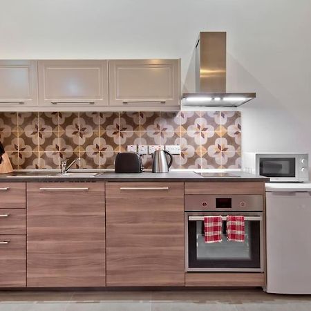 Vallettastay Old Lodge Apartment 2 Zewnętrze zdjęcie