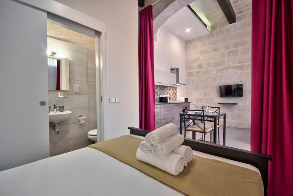 Vallettastay Old Lodge Apartment 2 Zewnętrze zdjęcie